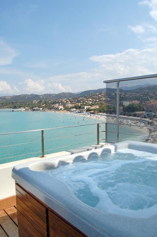 Panoramic sea view suite with jacuzzi